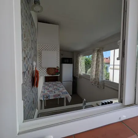 Versilia - Con Terrazzo * مارينا دي بييتراسانْت